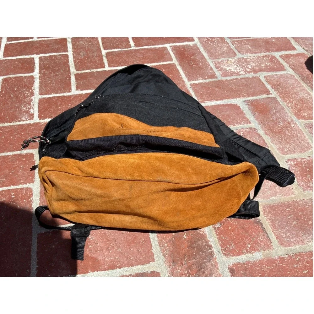 Spalding Backpack Unisex One Size Black Suede Bottom Vintage 90s Gorpcore Bag